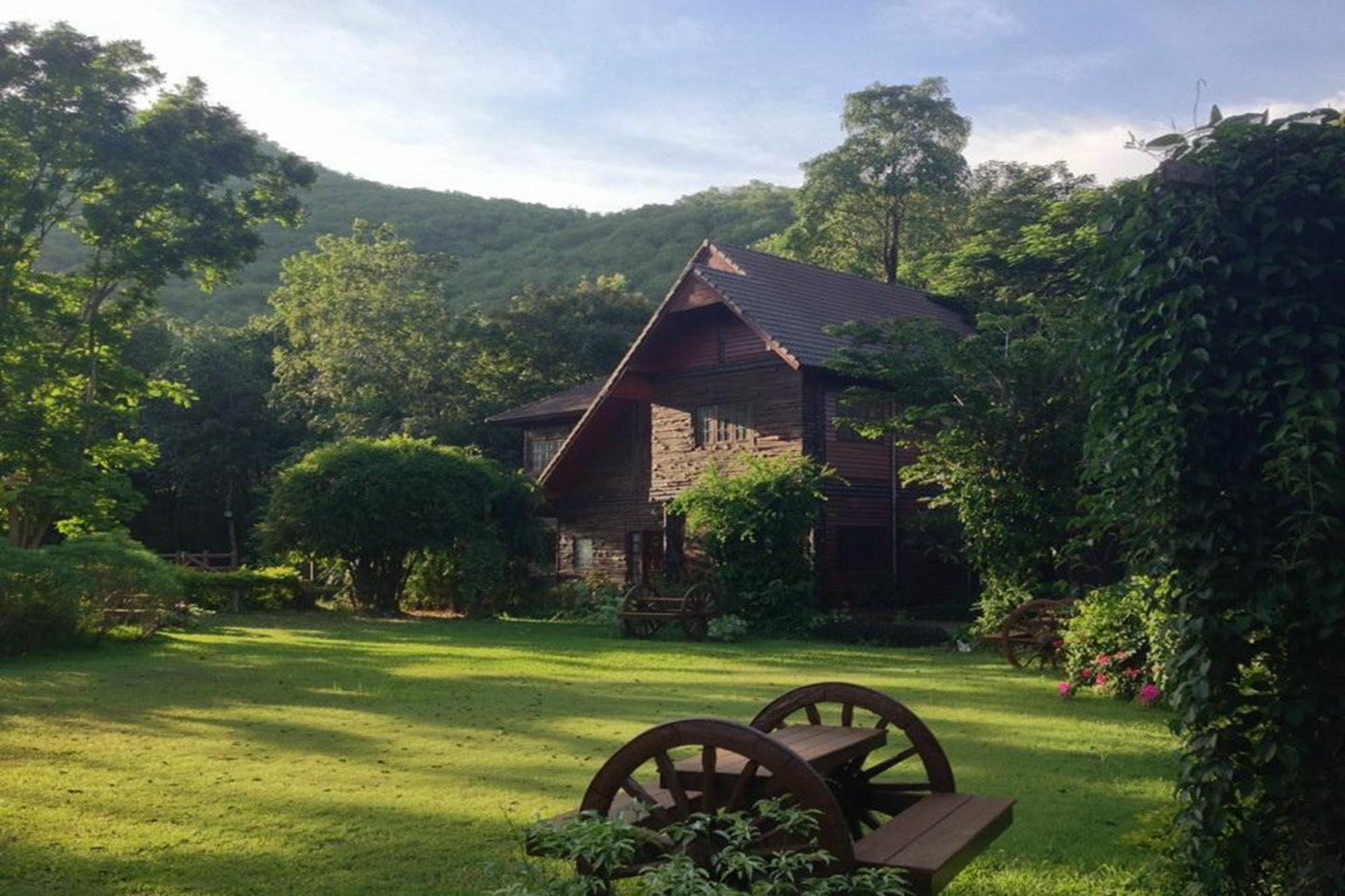 Khao Nam Fah Resort Pakchong Exterior photo