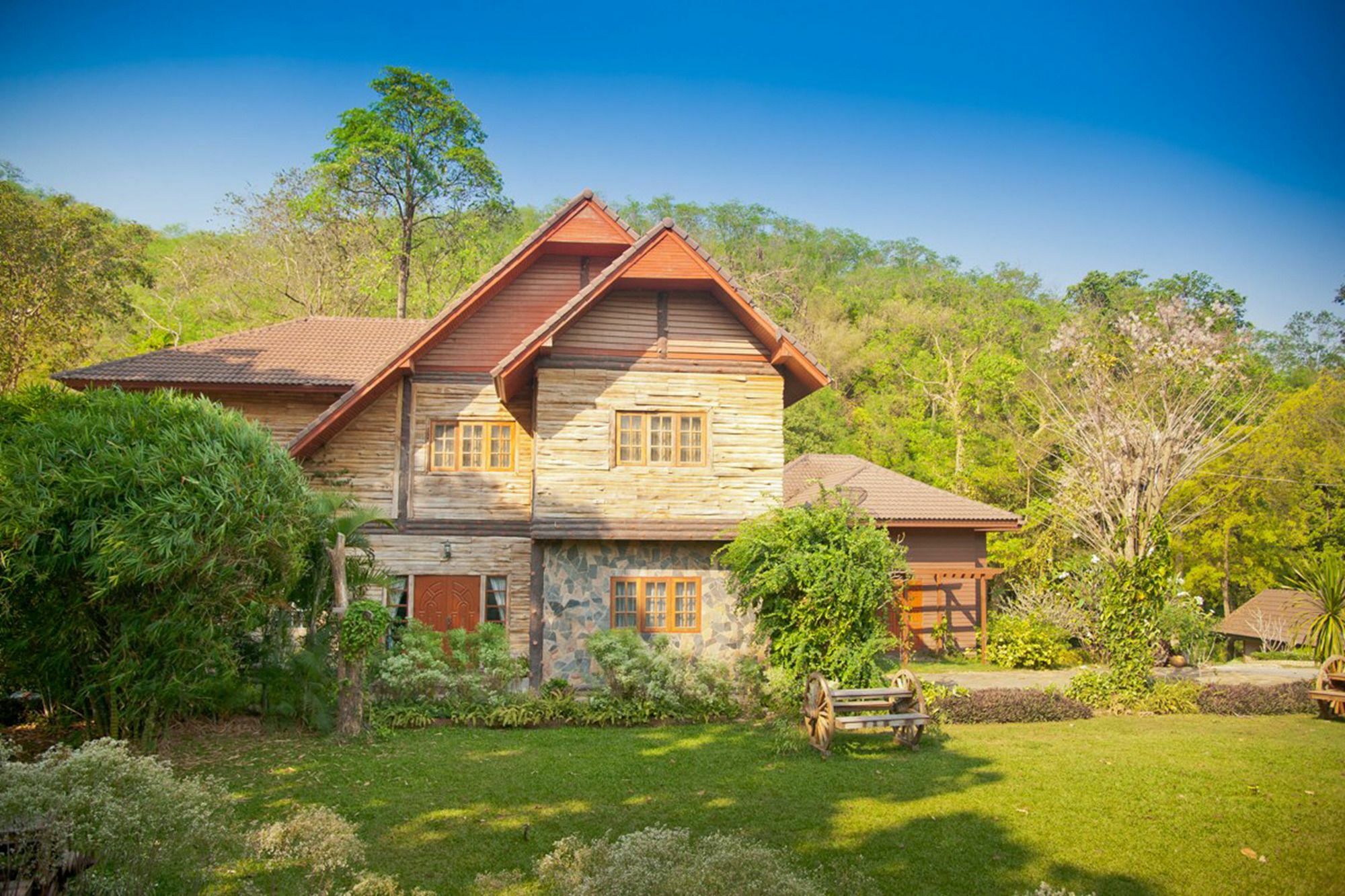 Khao Nam Fah Resort Pakchong Exterior photo